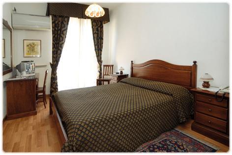Albergo Vittoria Ovada Exterior photo
